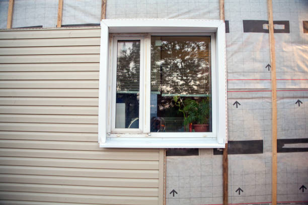 How To Choose The Right Materials for Your Siding Installation in 'Robinwood, MD